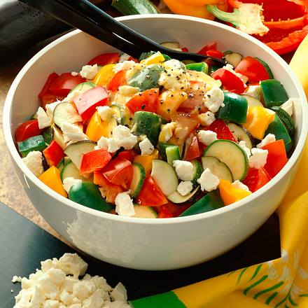 Paprika-Schafskäse-Salat Rezept Paprika-Schafskäse-Salat Rezept