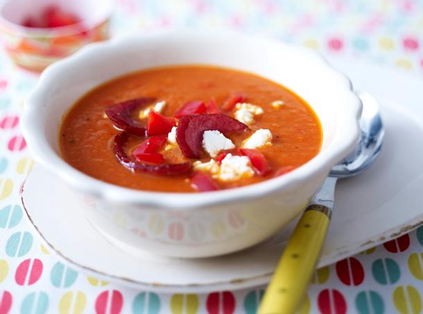 Paprika-Tomaten-Suppe mit Cabanossi Rezept Paprika-Tomaten-Suppe mit Cabanossi Rezept