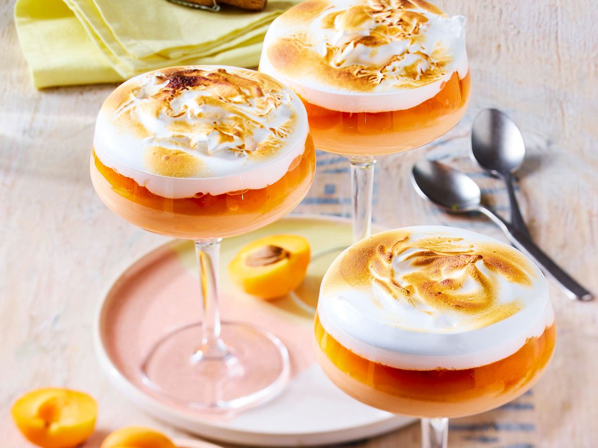 Paradiescreme mit Prosecco-Aprikosen Rezept