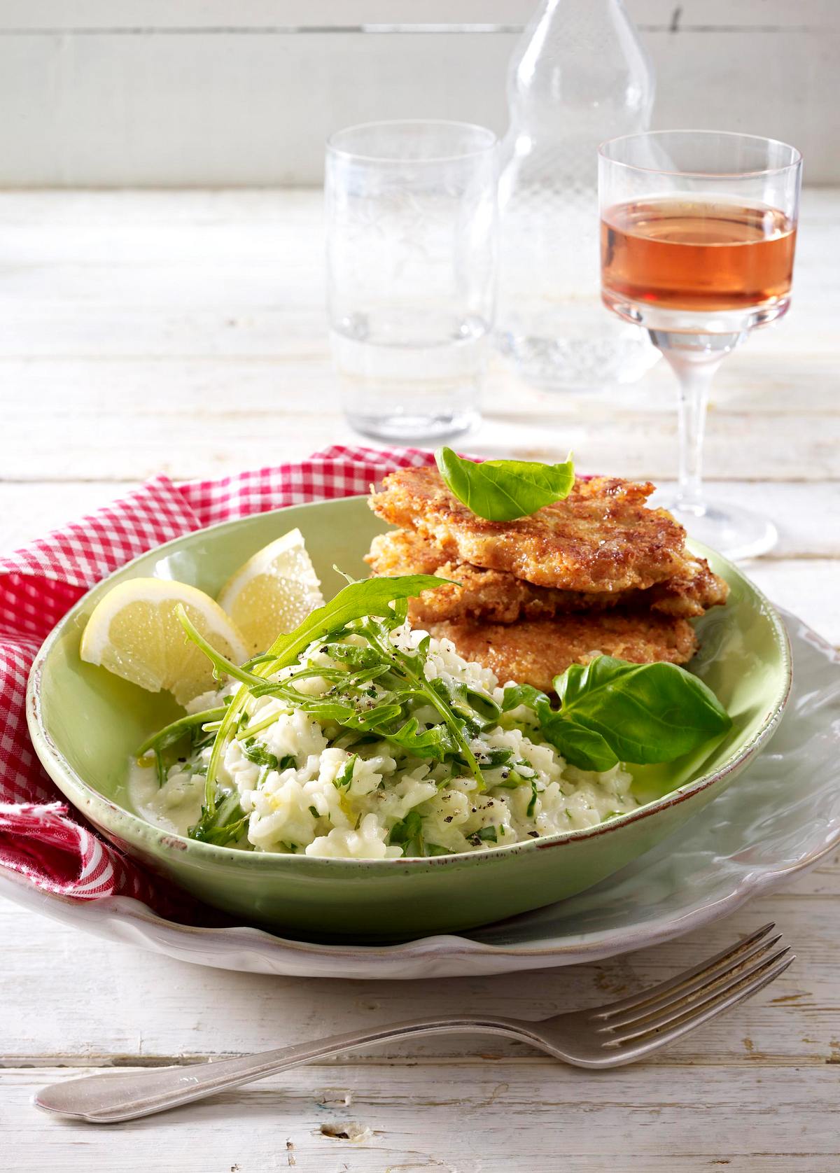 Parmesan-Schnitzelchen zu Rucola-Risotto Rezept