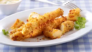 Parmesan Spargel aus dem Airfryer - Foto: LECKER @ Bauer Media Group Parmesan Spargel aus dem Airfryer - Foto: LECKER @ Bauer Media Group