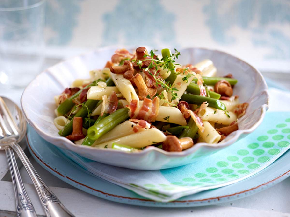 Pasta mit Pfifferlingen und Bohnen - so gehts