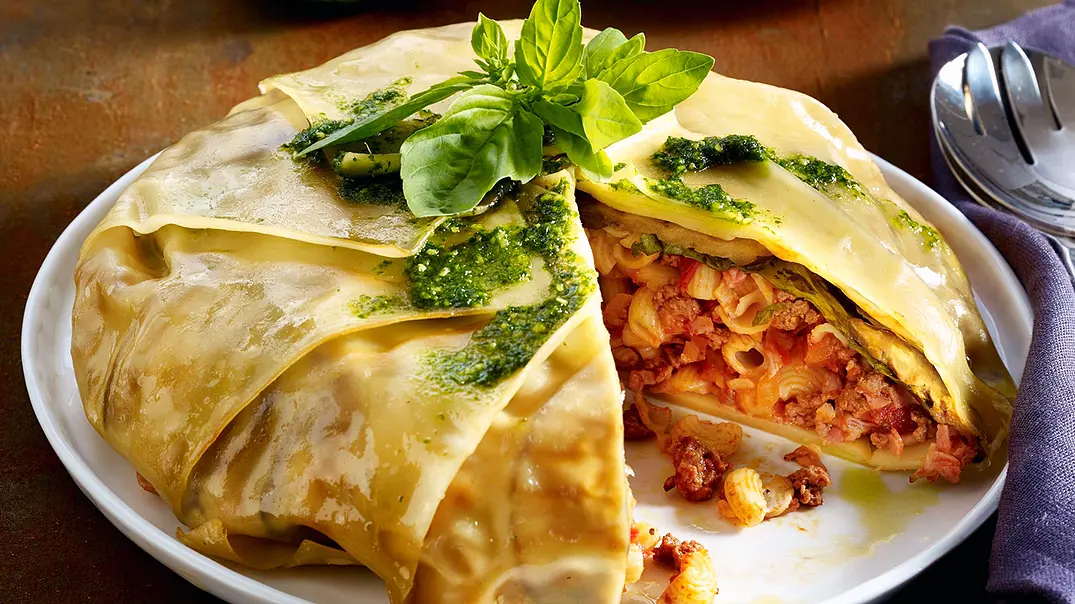 Pasta Timballo Rezept - Foto: LECKER @ Bauer Media Group Pasta Timballo Rezept - Foto: LECKER @ Bauer Media Group