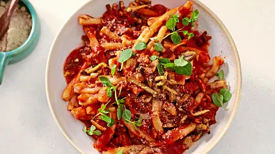 Pasta Vega-Nese - Foto: LECKER @ Bauer Media Group