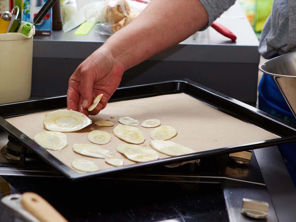 Gemüsechips selber machen: Pastinakenchips