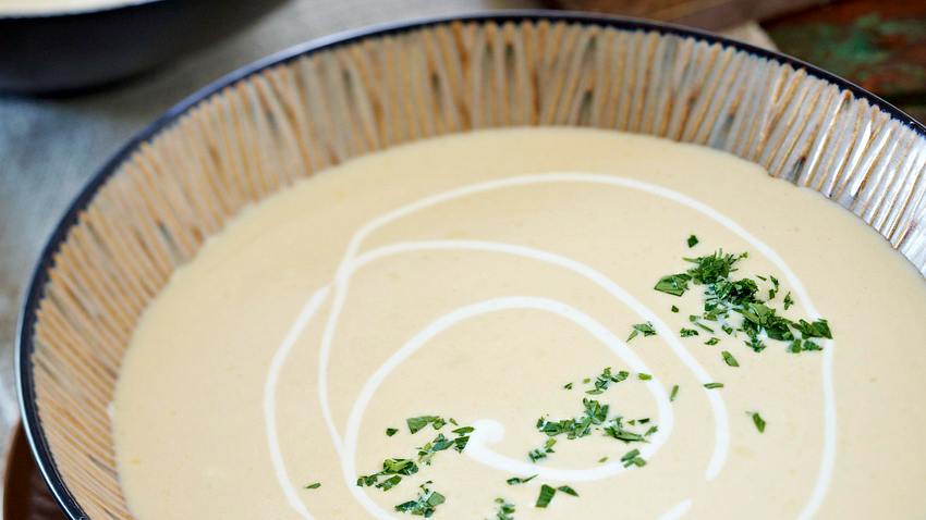 Pastinaken-Cremesuppe Rezept - Foto: House of Food / Bauer Food Experts KG