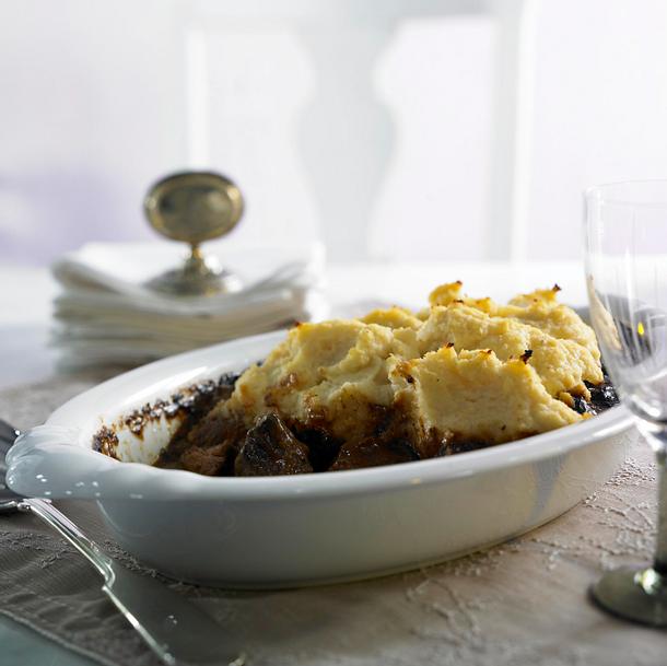 Pastinaken-Püree auf Lammgulasch Rezept Pastinaken-Püree auf Lammgulasch Rezept