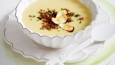 Pastinaken-Suppe Rezept - Foto: LECKER @ Bauer Media Group