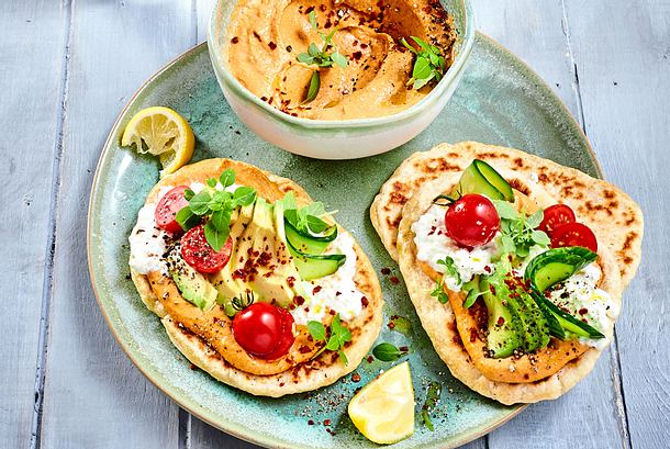 Pausen-Fladenbrot mit Hummus Rezept Pausen-Fladenbrot mit Hummus Rezept