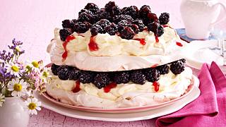 Pavlova-Torte Rezept - Foto: House of Food / Bauer Food Experts KG