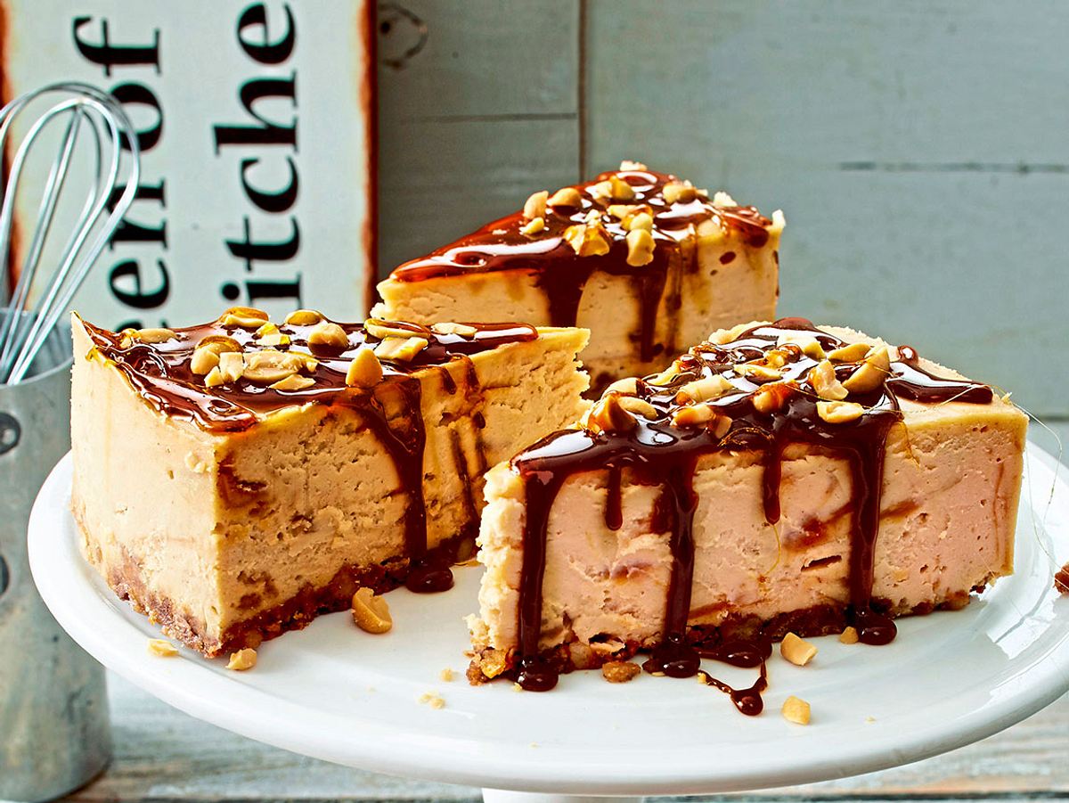 Peanut Butter Cheesecake mit Schokosößchen Rezept