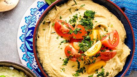 Peanut-Cheese-Dip - Foto: House of Food / Bauer Food Experts KG