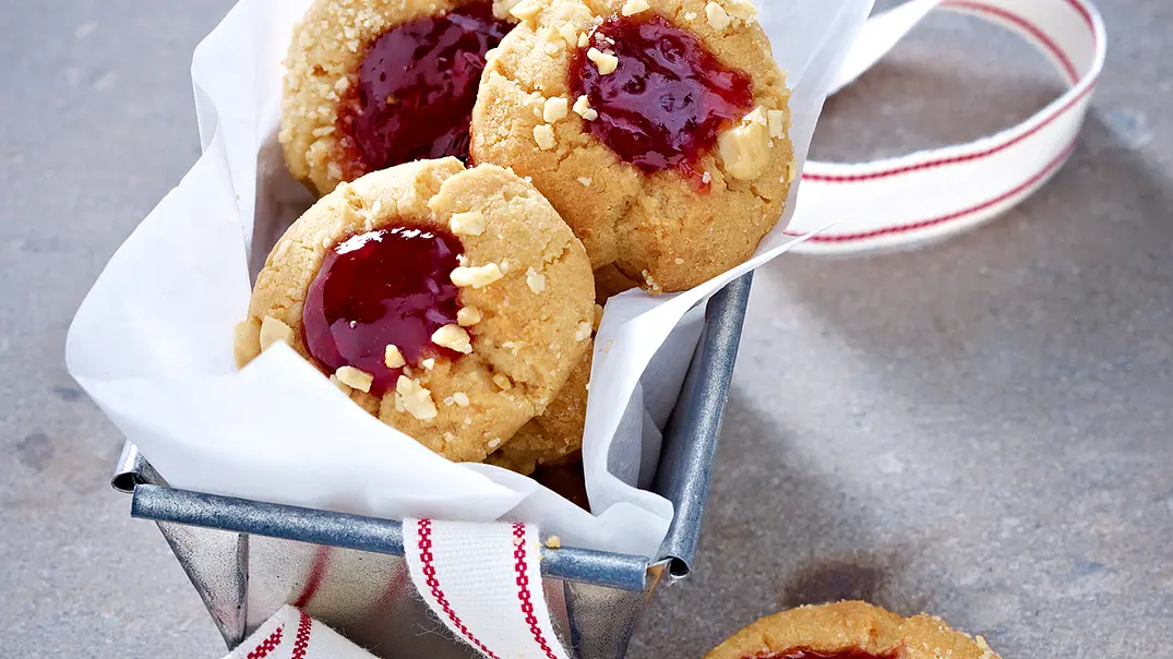 Peanut-Jelly-Küsschen Rezept - Foto: LECKER @ Bauer Media Group Peanut-Jelly-Küsschen Rezept - Foto: LECKER @ Bauer Media Group