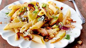 Penne in Birnen-Gorgonzola-Sahne Rezept - Foto: House of Food / Bauer Food Experts KG