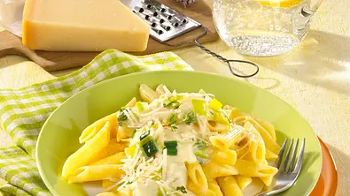 Penne in Käsesoße Rezept - Foto: LECKER @ Bauer Media Group