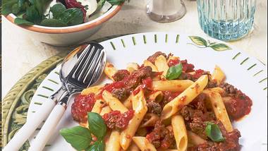 Penne mit Beefsteakhackfleischsoße (Diabetiker) Rezept - Foto: Scarlini