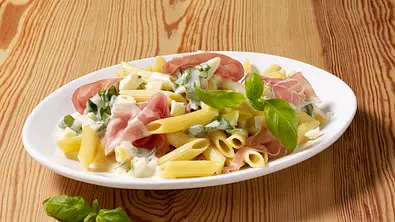 Penne mit Gorgonzolacremesoße (Pastasoße) Rezept - Foto: LECKER @ Bauer Media Group