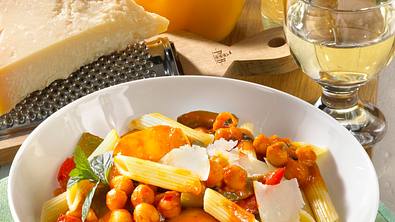 Penne mit Kichererbsen-Gemüse Rezept - Foto: LECKER @ Bauer Media Group