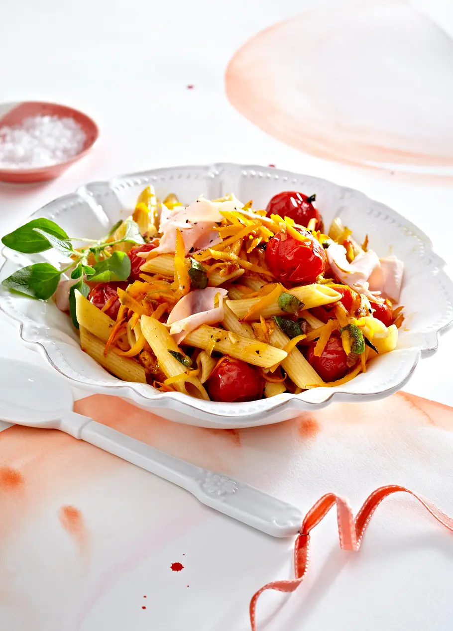 Penne mit Kürbis-Tomaten-Ragout Rezept Penne mit Kürbis-Tomaten-Ragout Rezept