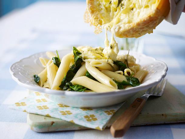 Penne mit Ofenkäse Rezept Penne mit Ofenkäse Rezept