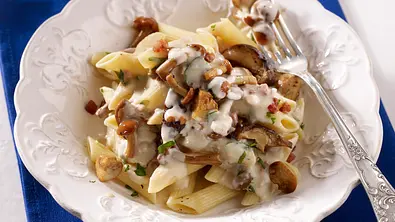 Penne mit Pilz-Sahne-Soße Rezept - Foto: LECKER @ Bauer Media Group