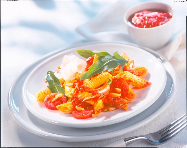 Penne mit rotem Pesto Rezept Penne mit rotem Pesto Rezept
