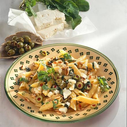Penne mit Schafskäse und Rauke Rezept Penne mit Schafskäse und Rauke Rezept