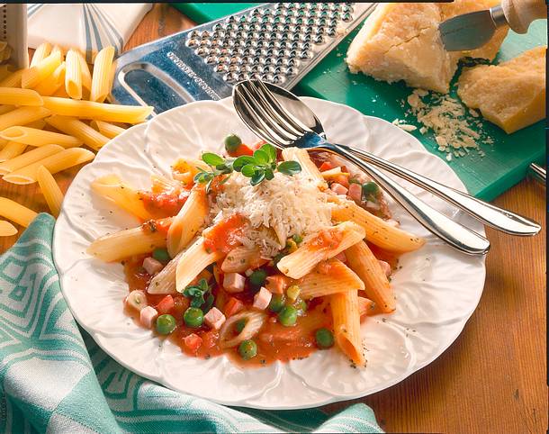 Penne mit Tomatensoße Rezept Penne mit Tomatensoße Rezept