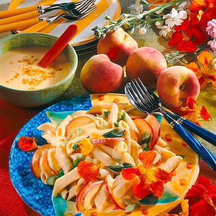 Penne-Pfirsich-Salat Rezept Penne-Pfirsich-Salat Rezept