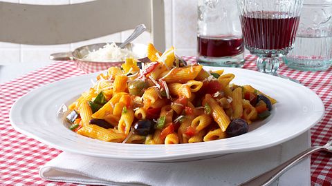 Penne „siciliana“ Rezept - Foto: House of Food / Bauer Food Experts KG