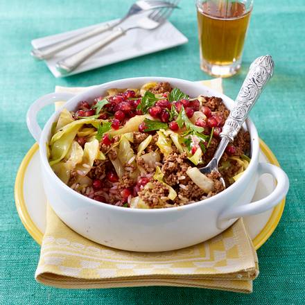 Persischer roter Reis mit Rinderhack und Granatäpfeln Rezept