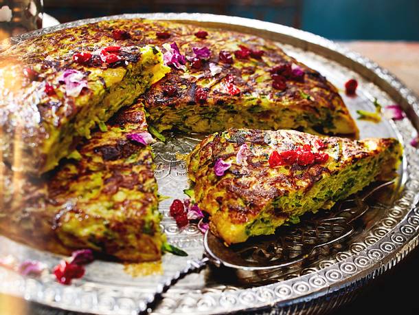 Persischer Zucchinikuchen mit Berberitzen (Kuku-e Kadu) - Rezept