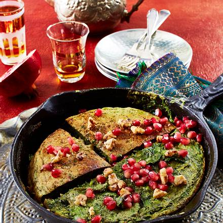 Persisches Spinat-Kräuter-Omelette Rezept Persisches Spinat-Kräuter-Omelette Rezept