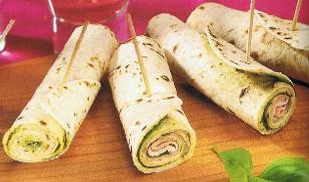Pesto Wraps mit Schinken Rezept Pesto Wraps mit Schinken Rezept