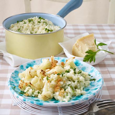 Petersilien-Risotto zu gebratenem Blumenkohl mit Weißbrotbröseln Rezept Petersilien-Risotto zu gebratenem Blumenkohl mit Weißbrotbröseln Rezept
