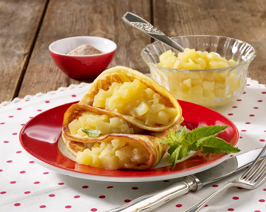 Pfannkuchen mit Apfelkompott Rezept