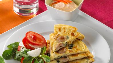 Pfannkuchen mit Bratwurst Rezept - Foto: LECKER @ Bauer Media Group