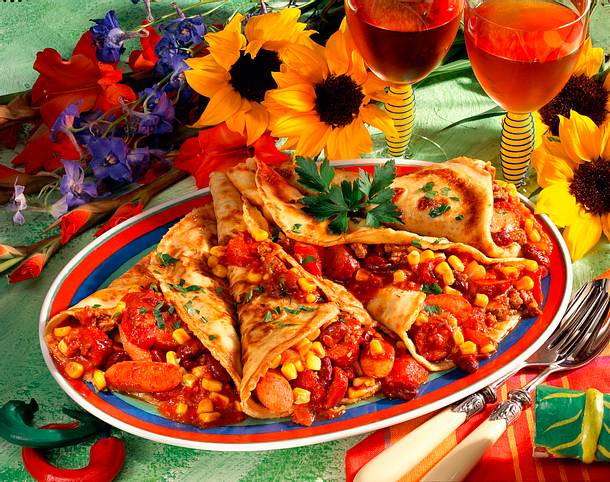 Pfannkuchen mit Wurstchili Rezept