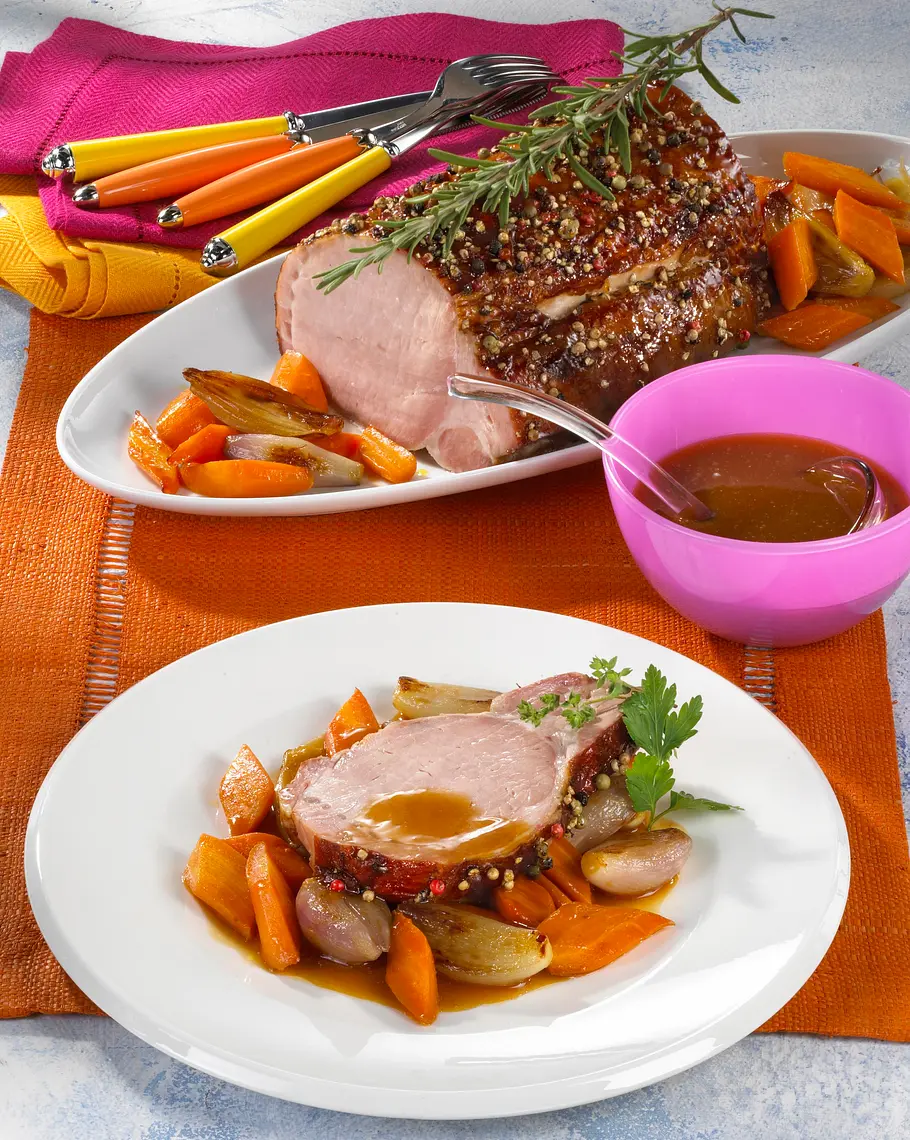 Pfefferbraten mit glasiertem Gemüse Rezept