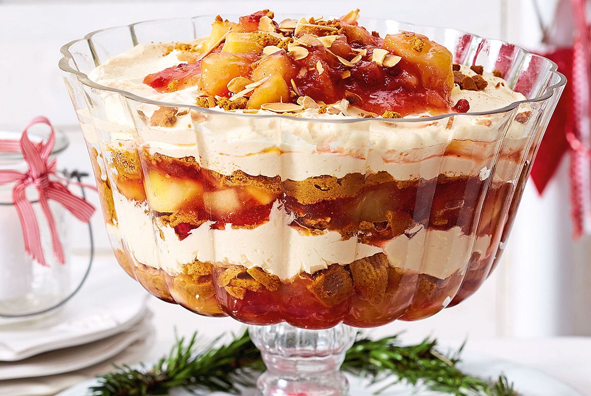 Pfefferkuchen-Trifle mit Preiselbeerkompott Rezept