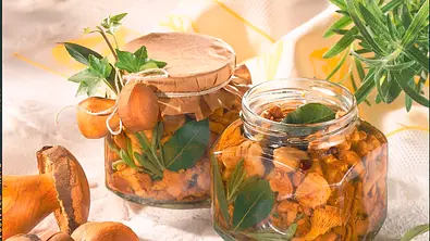 Pfifferlinge in Würz-Essig Rezept - Foto: LECKER @ Bauer Media Group