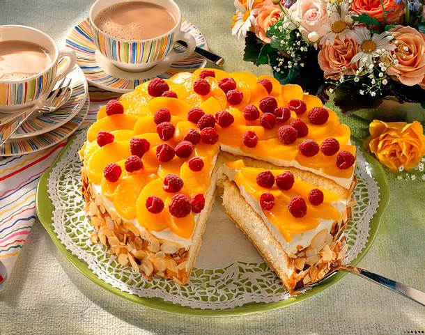 Pfirsich-Himbeertorte Rezept Pfirsich-Himbeertorte Rezept