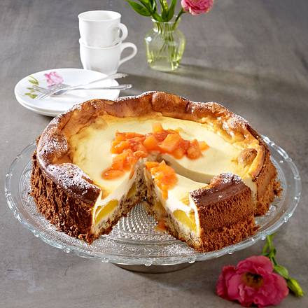 Pfirsich-Käsekuchen mit Pecannüssen Rezept Pfirsich-Käsekuchen mit Pecannüssen Rezept