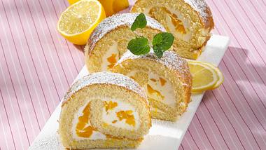 Pfirsich-Zitronen-Biskuitrolle (Diabetiker) Rezept - Foto: House of Food / Bauer Food Experts KG