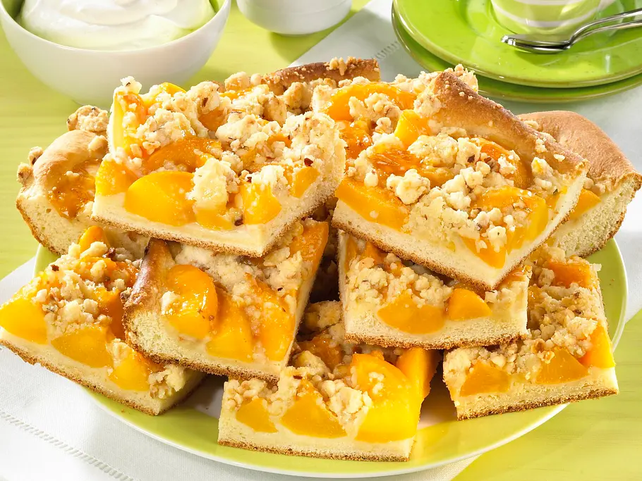 Pfirsichkuchen vom Blech Rezept Pfirsichkuchen vom Blech Rezept