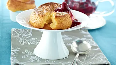Pfitzauf (schwäbisches Souffle) Rezept - Foto: LECKER @ Bauer Media Group