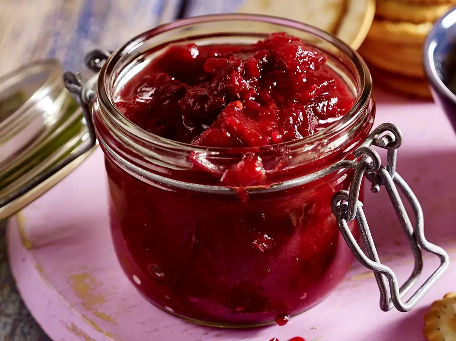 Pflaumen-Chutney im Weckglas