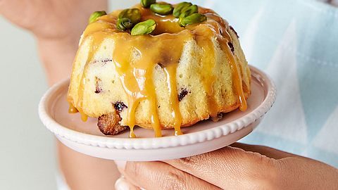 Pflaumengugelchen mit Pistazientoffee Rezept - Foto: House of Food / Bauer Food Experts KG