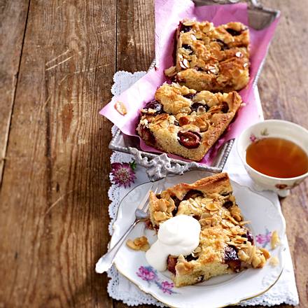 Pflaumenkuchen vom Blech Rezept