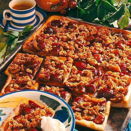 Pflaumenkuchen vom Blech Rezept Pflaumenkuchen vom Blech Rezept